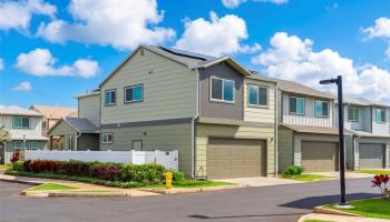 91-1101  Franklin D Roosevelt Ave ,  home - photo 2 of 25