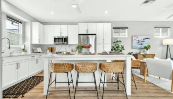 91-1101  Franklin D Roosevelt Ave ,  home - photo 3 of 25