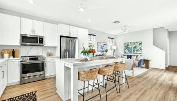 91-1101  Franklin D Roosevelt Ave ,  home - photo 4 of 25