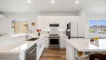 91-4092  Hikuha St Hoopili-noho Papa, Ewaplain home - photo 4 of 23