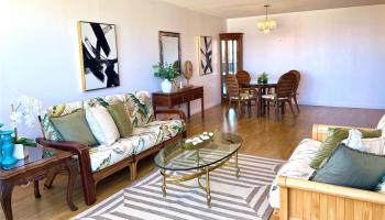 Royal Court condo # 16H, Honolulu, Hawaii - photo 2 of 14