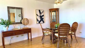 Royal Court condo # 16H, Honolulu, Hawaii - photo 4 of 14