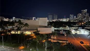 Royal Court condo # 9B, Honolulu, Hawaii - photo 1 of 24