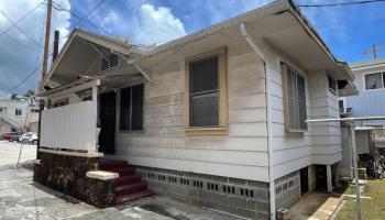 920 A Cedar Street Honolulu - Multi-family - photo 4 of 12