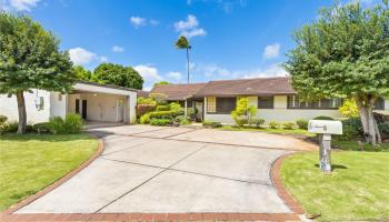 925  Waiholo Street Waialae G/c, Diamond Head home - photo 2 of 25