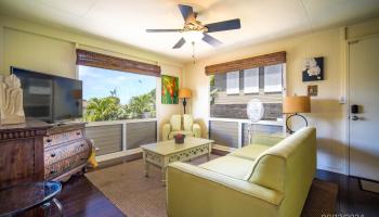 927 10th Ave Honolulu - Rental - photo 1 of 23