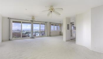 927  Lolena Street Kamehameha Heights, Honolulu home - photo 3 of 12