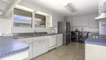 927  Lolena Street Kamehameha Heights, Honolulu home - photo 6 of 12