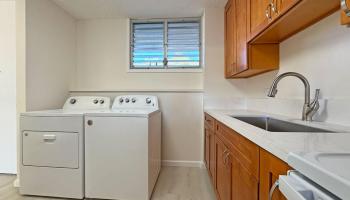 927 Prospect St Honolulu - Rental - photo 5 of 18