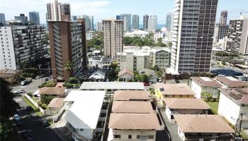 927 Spencer Street Honolulu - Multi-family - photo 5 of 9