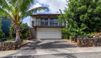 92-984 Puanihi Street Makakilo-upper, Makakilo home - photo 1 of 17 92-984 Puanihi Street Makakilo-upper, Makakilo home - photo 1 of 17