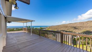 930  Kaahue Street Mariners Ridge, Hawaii Kai home - photo 4 of 25