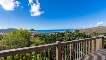 930  Kaahue Street Mariners Ridge, Hawaii Kai home - photo 6 of 25