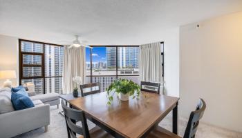 Hale Kaheka condo # 1802, Honolulu, Hawaii - photo 4 of 25