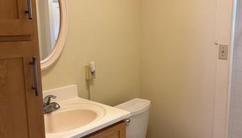 938 10th Ave Honolulu - Rental - photo 3 of 6