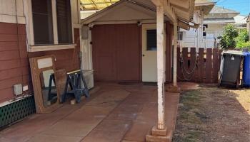 938 10th Ave Honolulu - Rental - photo 5 of 6