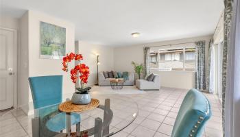 940A  12th Ave Kaimuki, Diamond Head home - photo 3 of 25