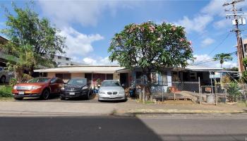 94-103 Pupuole Place Waipahu-lower, Waipahu home - photo 1 of 13 94-103 Pupuole Place Waipahu-lower, Waipahu home - photo 1 of 13
