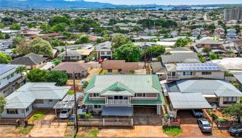 94-1125  Limahana Street Waipahu-lower, Waipahu home - photo 3 of 25