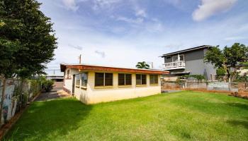 94-1151  Awalai Street Waipahu-lower, Waipahu home - photo 4 of 21