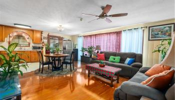 94-1334  Henokea Street Waipahu-lower, Waipahu home - photo 2 of 25