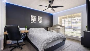 Royal Palm at Waipio I condo # 5U, Waipahu, Hawaii - photo 6 of 21