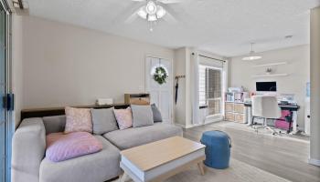 Royal Palm At Waipio I condo # 7U, Waipahu, Hawaii - photo 1 of 19