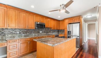 Royal Palm At Waipio V condo # 43D, Waipahu, Hawaii - photo 2 of 23