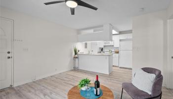 Royal Palm At Waipio IV condo # 31W, Waipahu, Hawaii - photo 4 of 25