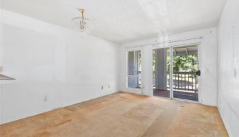 Waikele Community Assn. townhouse # E202, Waipahu, Hawaii - photo 2 of 25