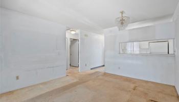 Waikele Community Assn. townhouse # E202, Waipahu, Hawaii - photo 4 of 25