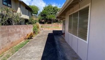 94-30  Mahau Pl Mililani Area, Central home - photo 2 of 17