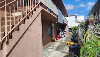 94-323 Pupuole St Waipahu - Multi-family - photo 2 of 9