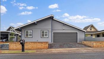 94-327  Makapipipi Street Mililani Area, Central home - photo 2 of 12