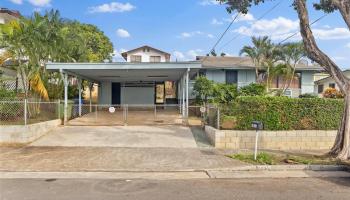 94-341  Kahuanani St Waipahu Triangle,  home - photo 1 of 24