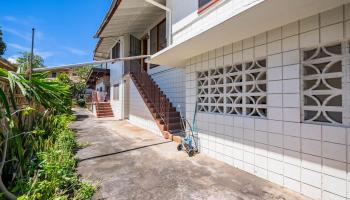 94-346  Mokuola Street Waipahu-lower, Waipahu home - photo 4 of 25