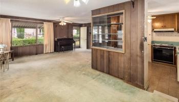 94-365  Kahuapaa Place Waipahu Triangle, Waipahu home - photo 4 of 17