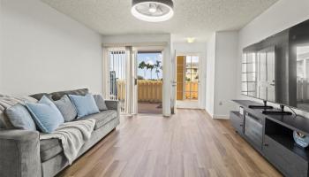 94-506 Kupuohi Street townhouse # 7102, Waipahu, Hawaii - photo 1 of 17