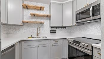 Royal Kunia townhouse # 8204, Waipahu, Hawaii - photo 2 of 17