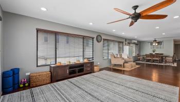 94-536  Koaleo Street Robinson Heights, Waipahu home - photo 3 of 20