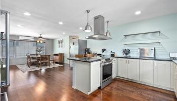 94-536  Koaleo Street Robinson Heights, Waipahu home - photo 4 of 20