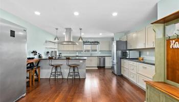 94-536  Koaleo Street Robinson Heights, Waipahu home - photo 5 of 20