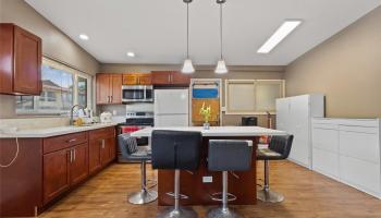 94-555  Awamoi Street Waipahu Gardens, Waipahu home - photo 4 of 23