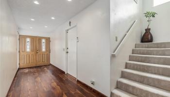 94-570  Holaniku Street Mililani Area, Central home - photo 4 of 23