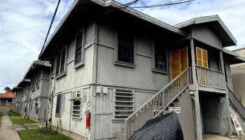 946 Winant St Honolulu - Multi-family - photo 2 of 15