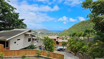 947 Uwao Street Hahaione-upper, Hawaii Kai home - photo 2 of 25 947 Uwao Street Hahaione-upper, Hawaii Kai home - photo 2 of 25