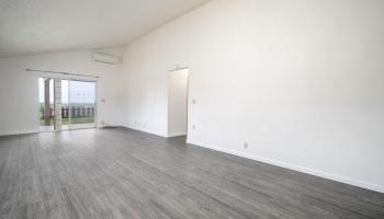 94-707 Kamalo St Waipahu - Rental - photo 4 of 23