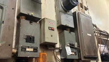 94-891  Waipahu Street Waipahu-lower, Waipahu home - photo 2 of 17