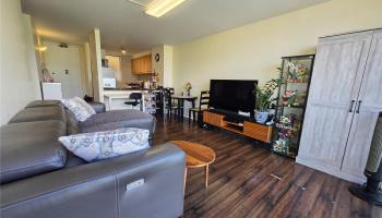 Holiday Lakeview condo # 1303, Honolulu, Hawaii - photo 3 of 15