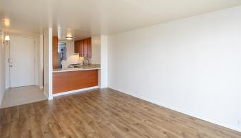 949 Ala Nanala St Honolulu - Rental - photo 3 of 18